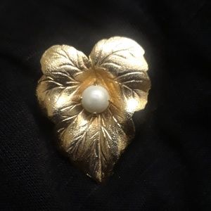 Heirloom Brooch